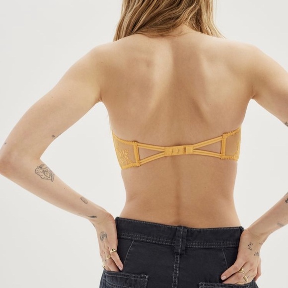 NWT UO Lace Corset - Picture 2 of 7